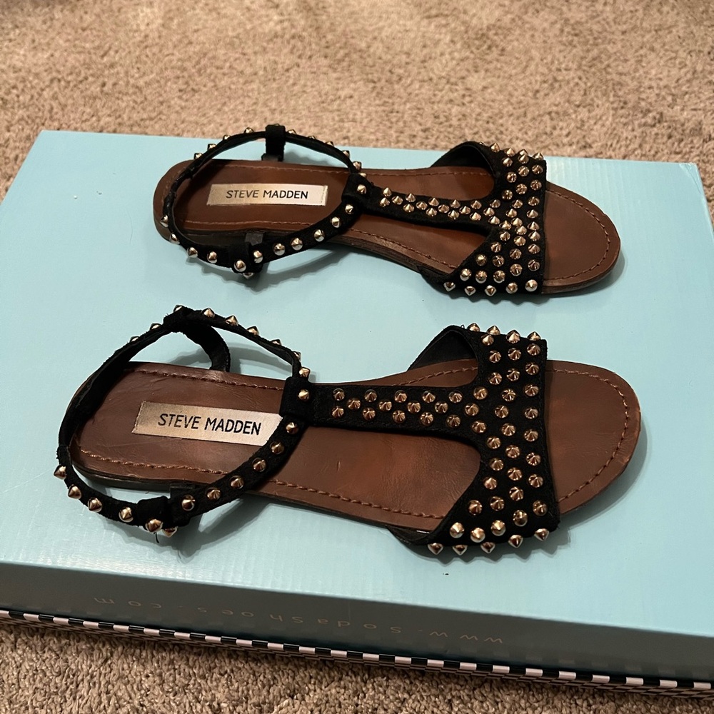 Steve Madden Black with Gold Spike Sandals Size 8